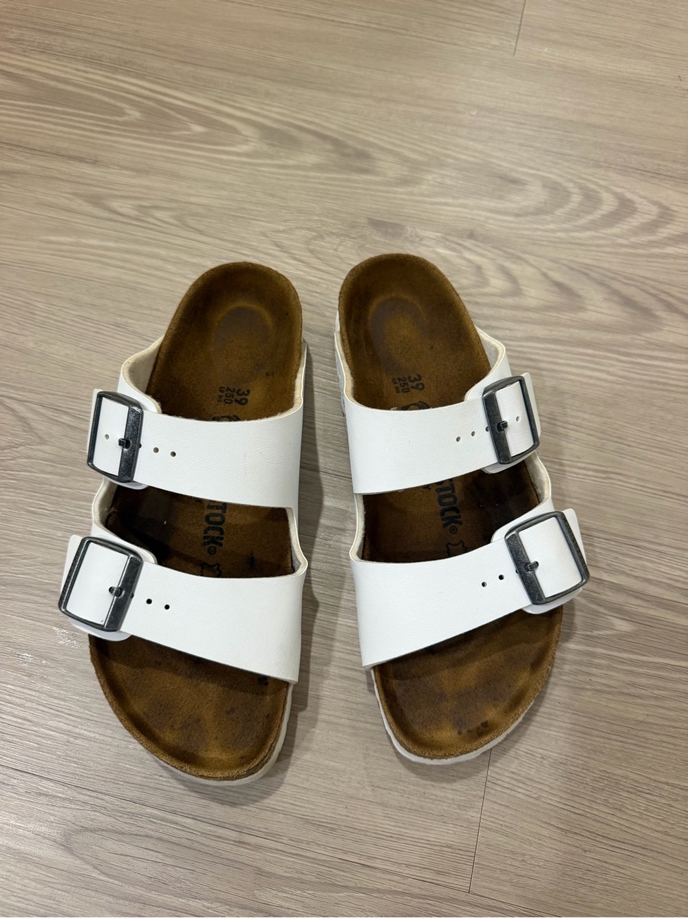 Birkenstock women White Double-Buckle Comfort Sandals size 39